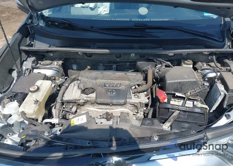 2018 Toyota Rav4 Xle z USA, uszkodzony, nr VIN JTMRFREV2JJ208911